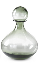 Load image into Gallery viewer, GRN GLS VASE W STOPR
