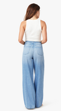 Load image into Gallery viewer, DRAWSTRING JEANS
