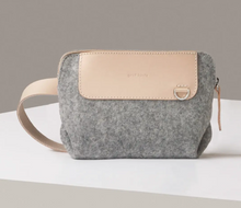 Load image into Gallery viewer, BEDFORD BELT BAG
