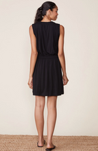 Load image into Gallery viewer, BLK SLVLESS JERSY DRESS
