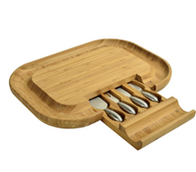 Load image into Gallery viewer, DELUX MALVERN CHEESE BRD
