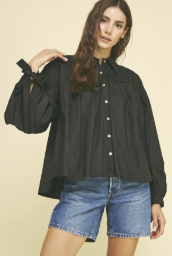 BLK PLEAT BLOUSE