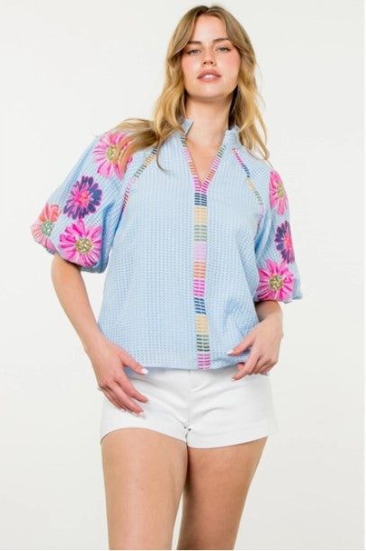 BLUE FLORAL STITCH TOP