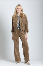Load image into Gallery viewer, CAMEL RETRO PANT
