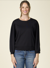Load image into Gallery viewer, BLK PLEATD SLEEVE TOP
