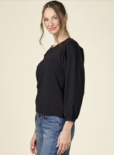 Load image into Gallery viewer, BLK PLEATD SLEEVE TOP
