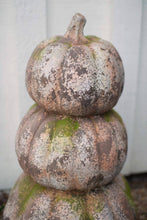 Load image into Gallery viewer, 3 STCKD PUMPKINS
