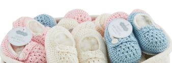 CROCHET BABY BOOTIES