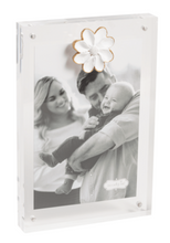 Load image into Gallery viewer, FLORAL ICON FRAME
