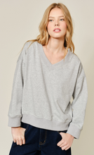 Load image into Gallery viewer, GREY PETER PAN TOP
